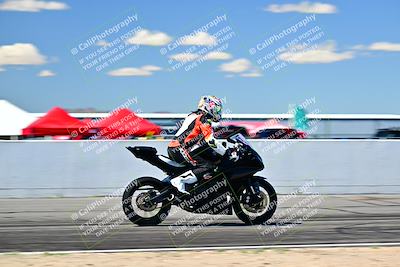 media/Mar-25-2024-Moto Forza (Mon) [[8d4319bd68]]/4-Novice Group/Session 4 Front Straight Speed Pans/